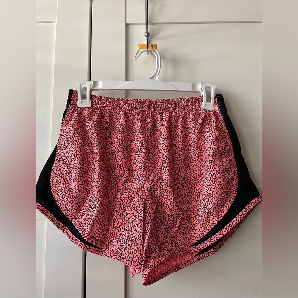 Nike Women’s Tempo Shorts